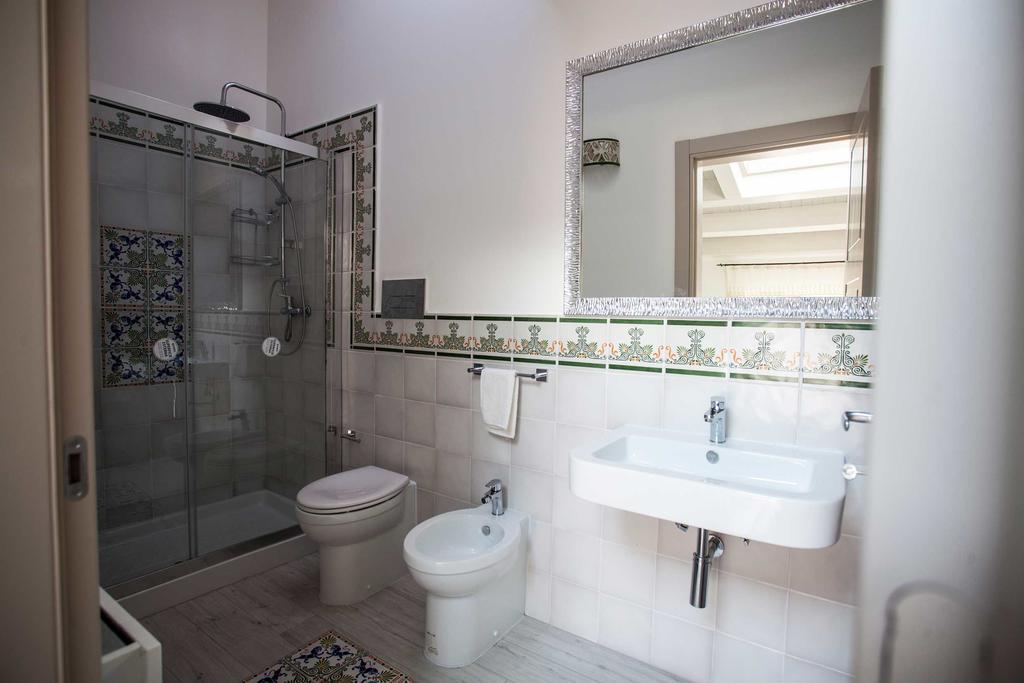 Palazzo Pagliaro Hotel Santo Stefano di Camastra Ngoại thất bức ảnh